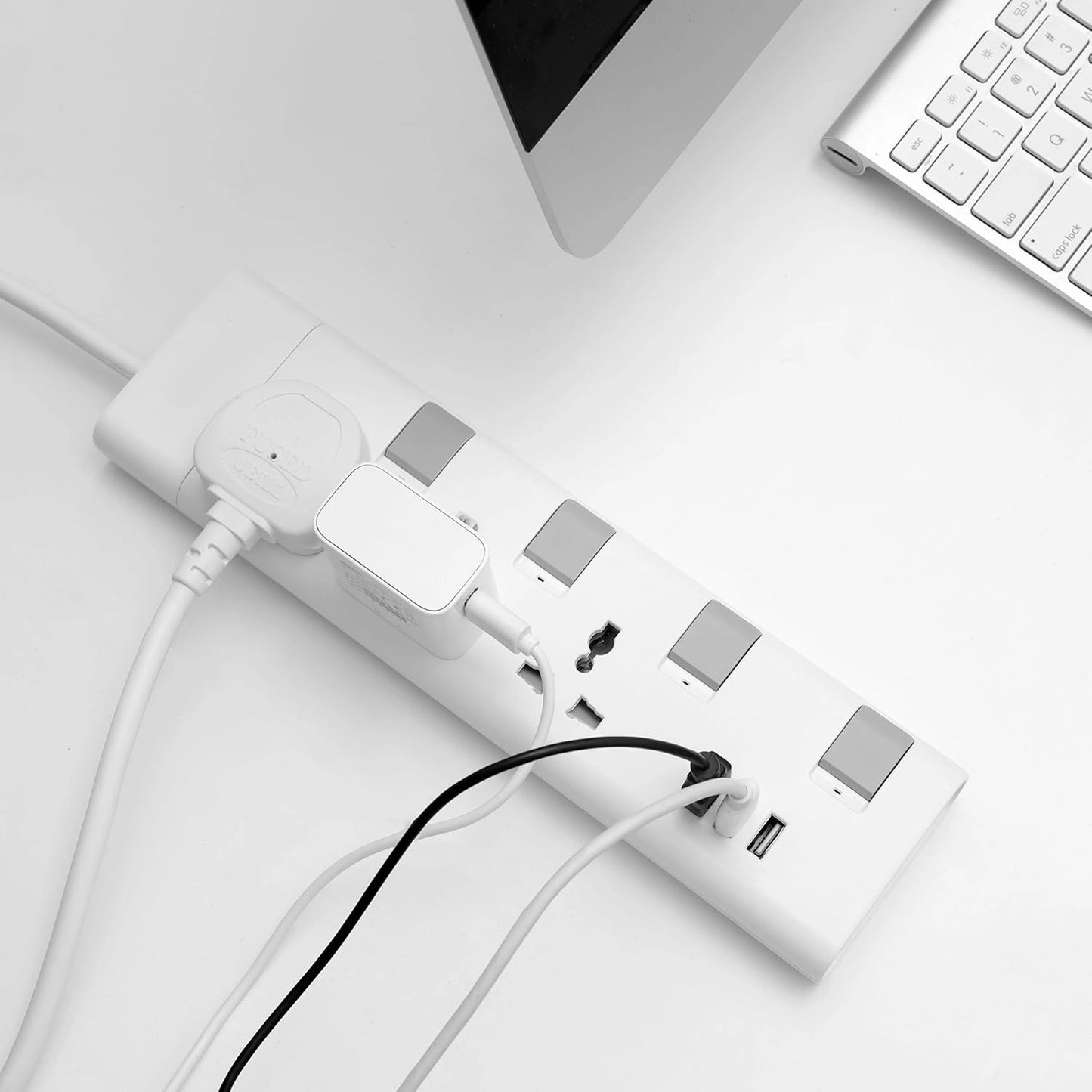 Elsewedy Universal Surge Protector Extension Lead - 4/3 Outlets with 3 USB Ports, Individual Switches & Overload Protection (3M/5M Cord)