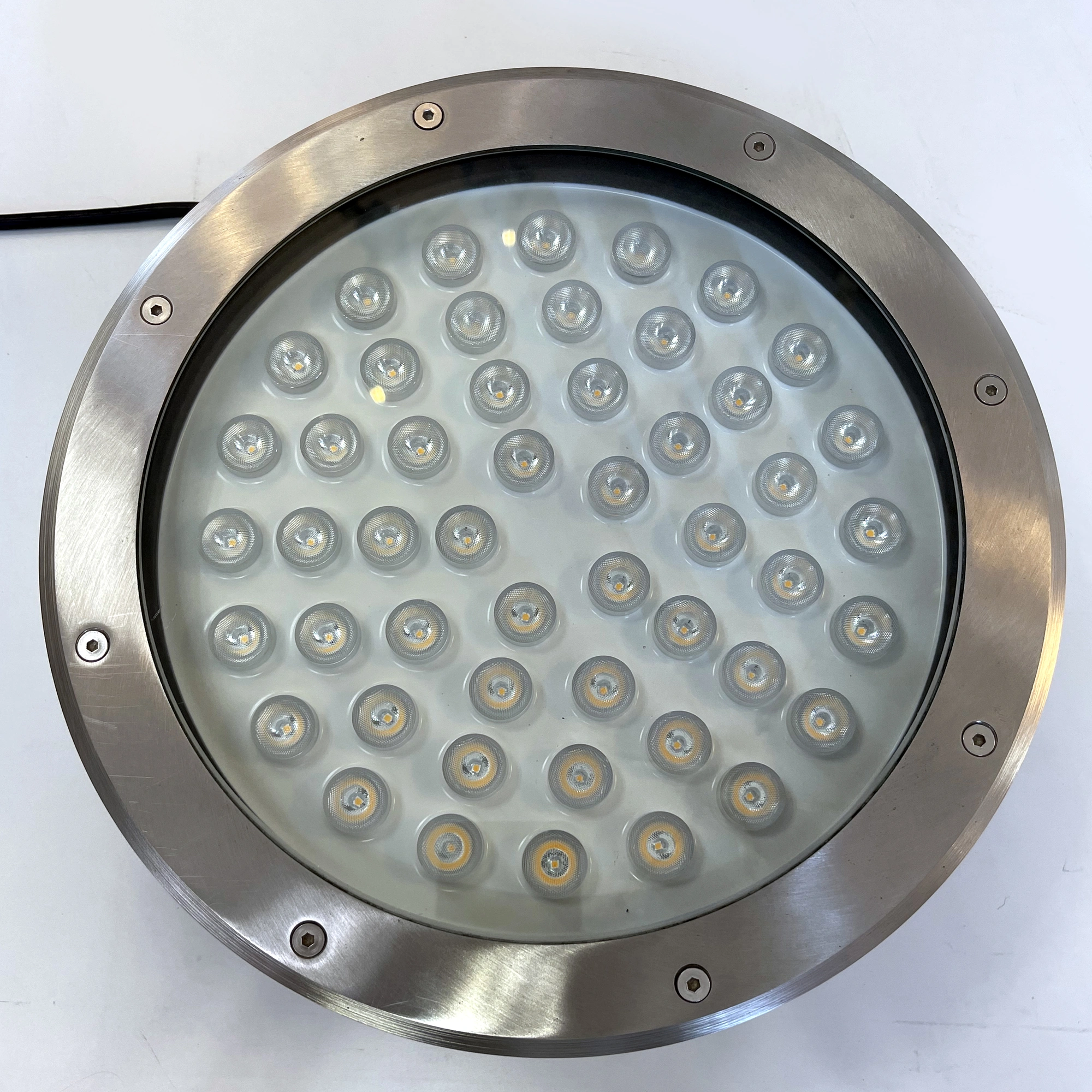 Garden Buried Light Outdoor – 50W Warm White 3000K | In-Ground LED Landscape Light | D4071-C-Elsewedy | Waterproof, IP67 | Size Ø30x10 cm | Heavy-Duty Aluminum Body - Image 2