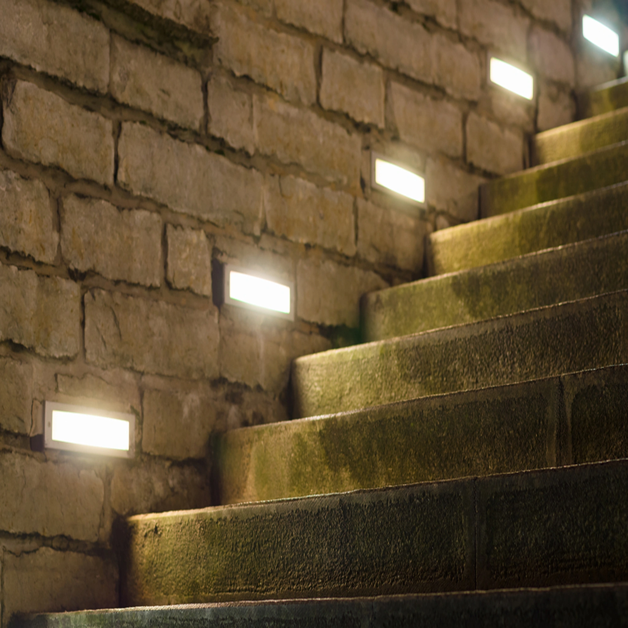 6W LED Step Light Elsewedy – IP67 Waterproof Stainless Steel Wall Fixture with Horizontal Louver – Indoor/Outdoor Stairway Lighting – 3000K Warm White – Modern Recessed Light