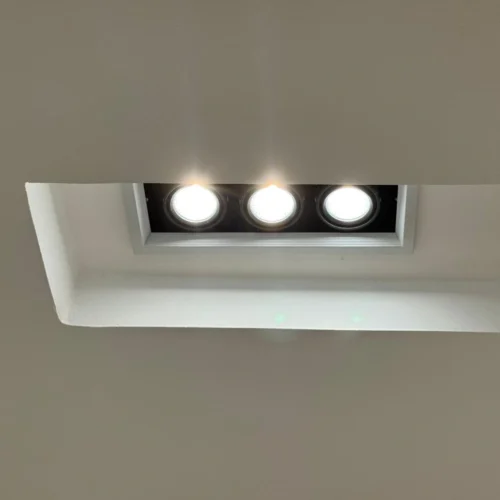 Square White and Black Matte Recessed Spotlight Frame 3xMR16 Fixture Aluminum Frame Recessed Spotlight Including GU10 Socket for LED, Halogen Ceiling Spot Recessed Lights Hole H-700-3-SQ-WH+BK - Image 6