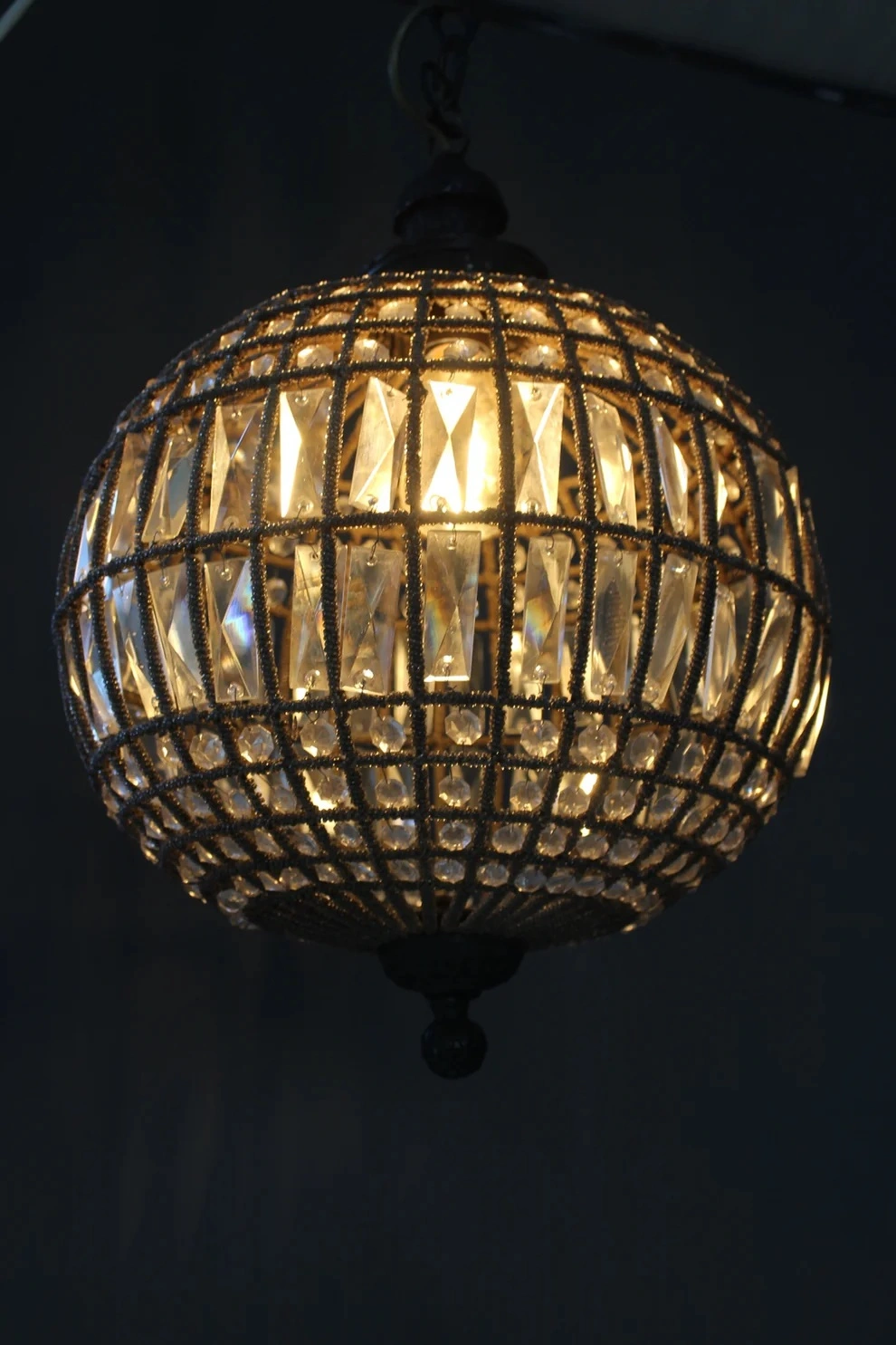 Antique Crystal Globe Chandelier, Adjustable Crystal Sphere Classic Pendant Light Fixture for Living Room Kitchen Island Bronze YG1010/30B-Elsewedy - Image 4